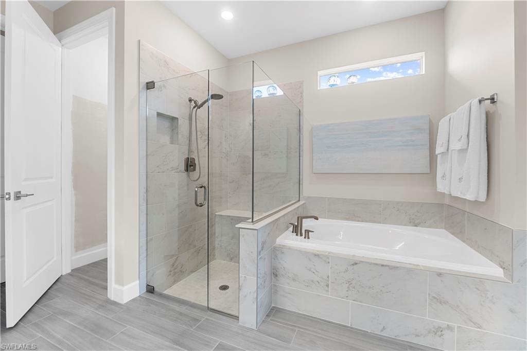 EDGEWATER - Residential