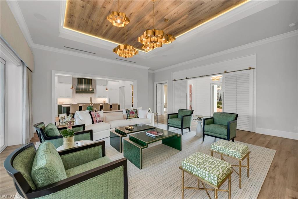 TOWN AND RIVER - Residential