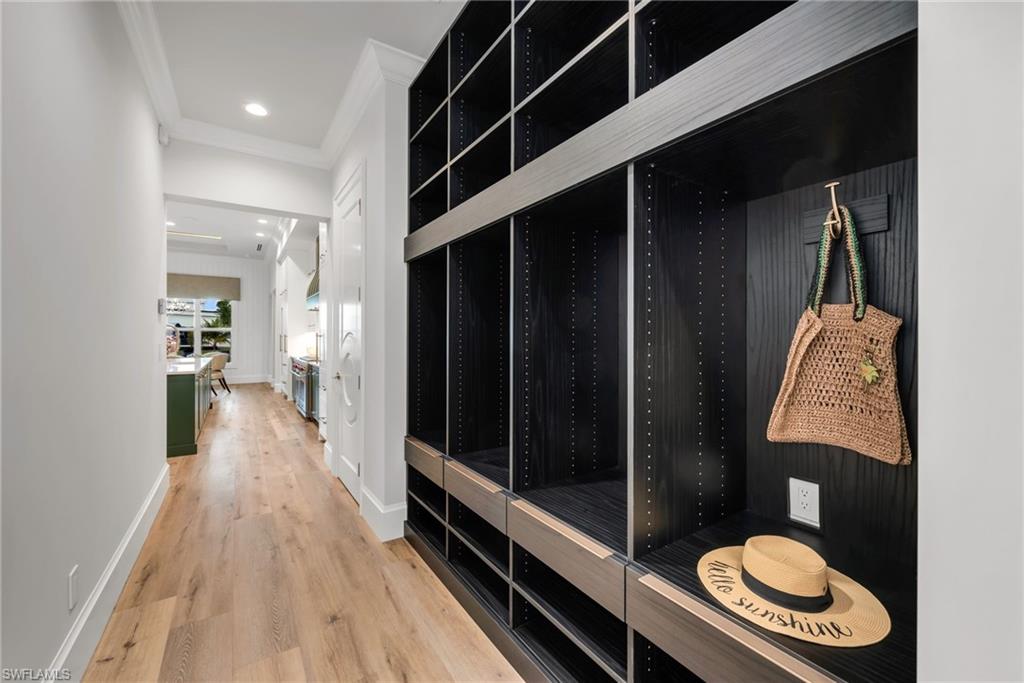 TOWN AND RIVER - Residential