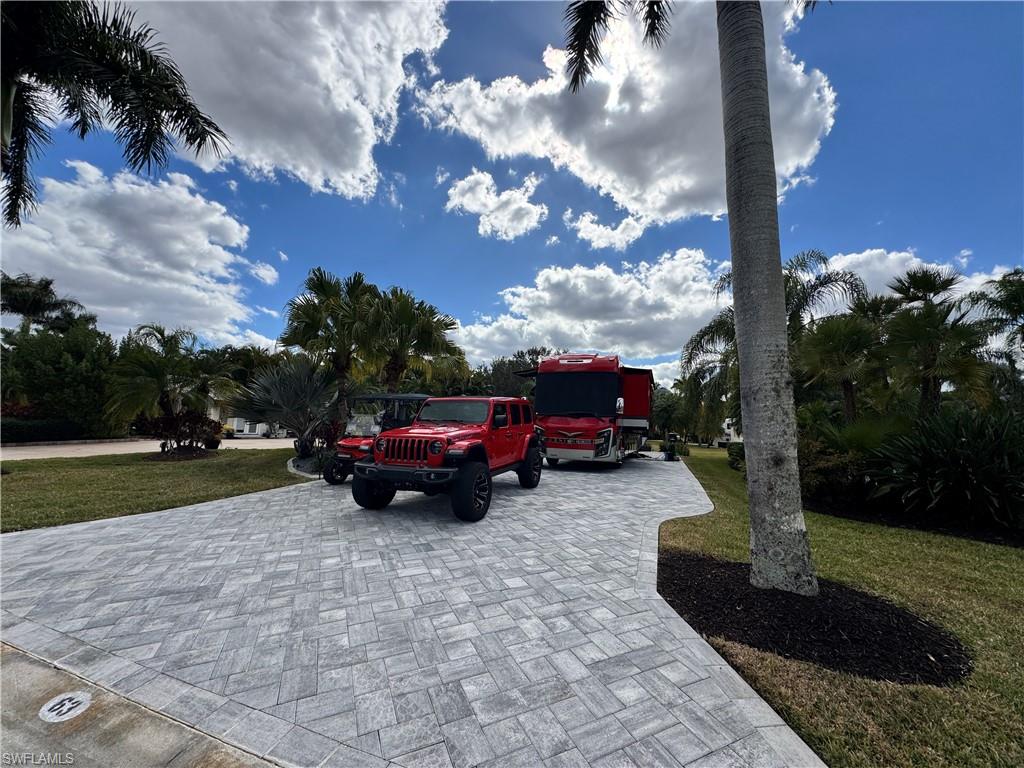 RIVERBEND MOTORCOACH RESORT - Land