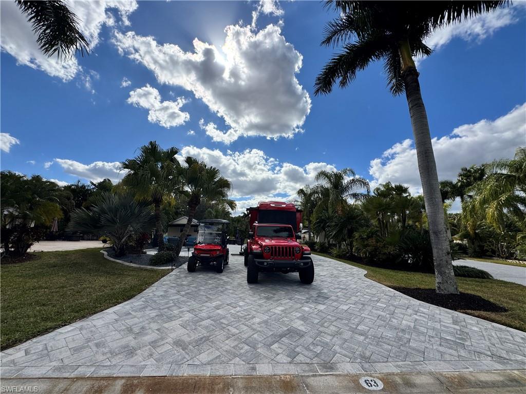 RIVERBEND MOTORCOACH RESORT - Land