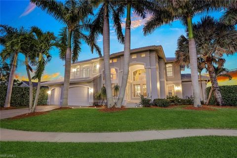 71 Hickory CT MARCO ISLAND FL 34145