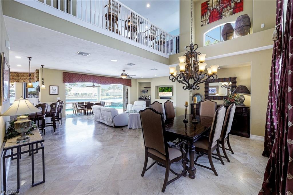 71 Hickory CT