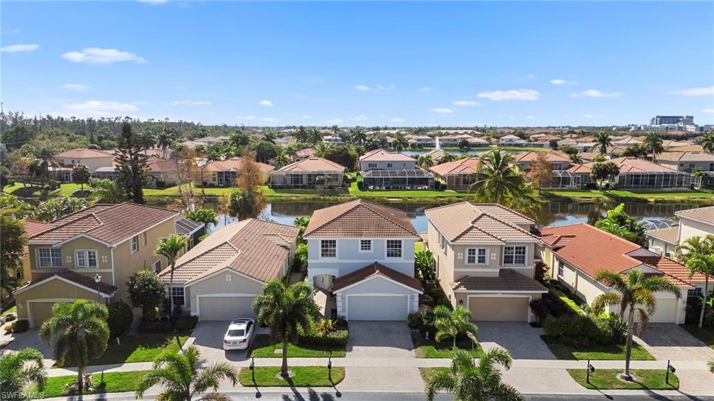 LAGUNA LAKES - Residential