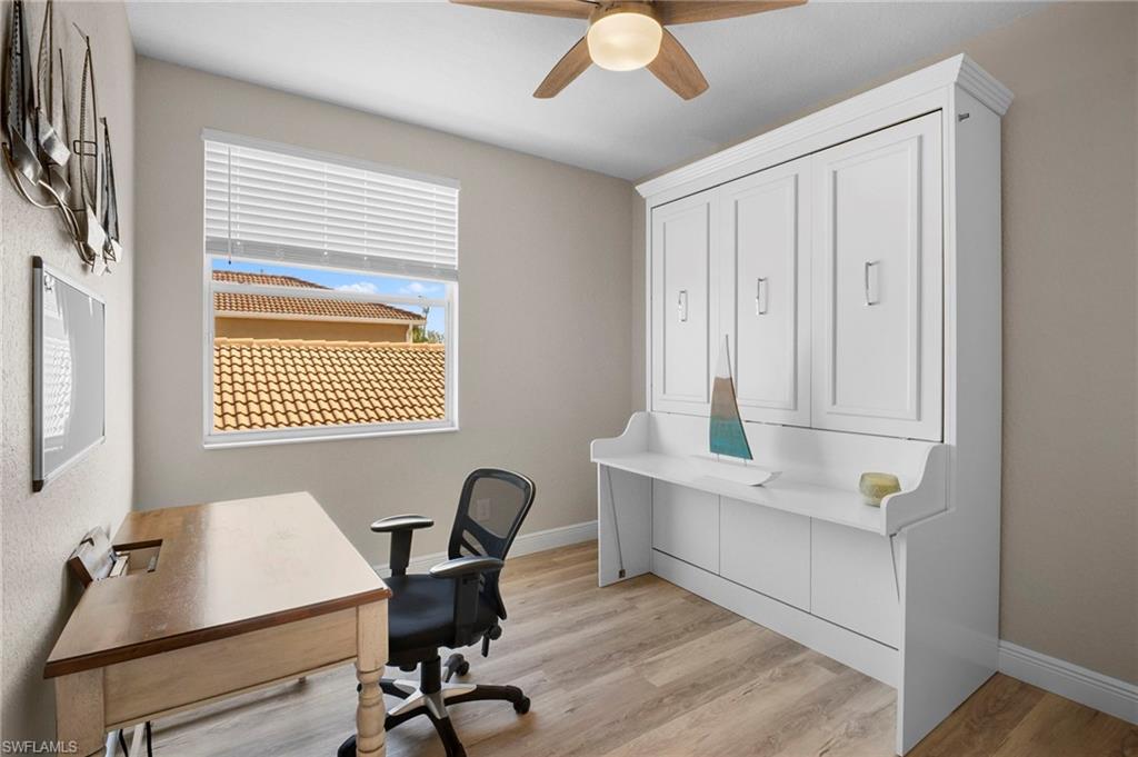 LAGUNA LAKES - Residential