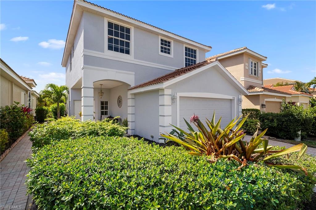 LAGUNA LAKES - Residential