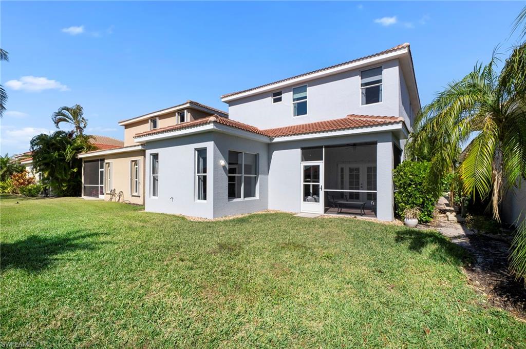 LAGUNA LAKES - Residential