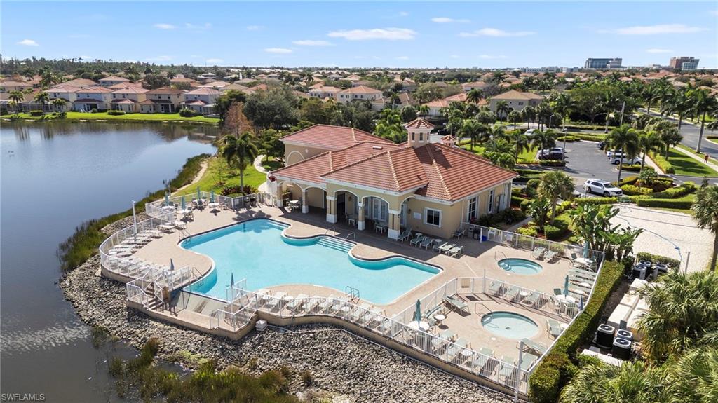 LAGUNA LAKES - Residential