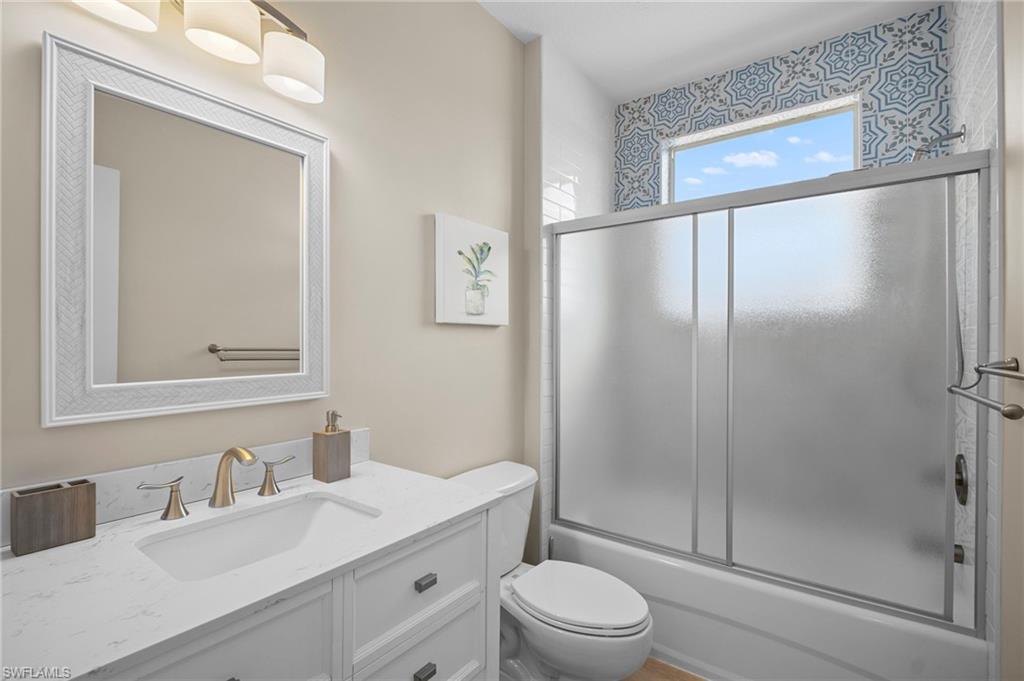 LAGUNA LAKES - Residential