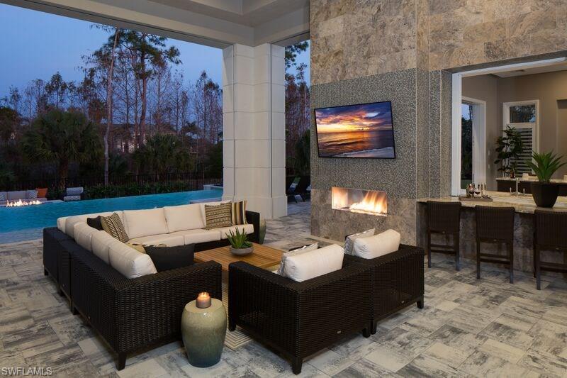 QUAIL WEST - Residential