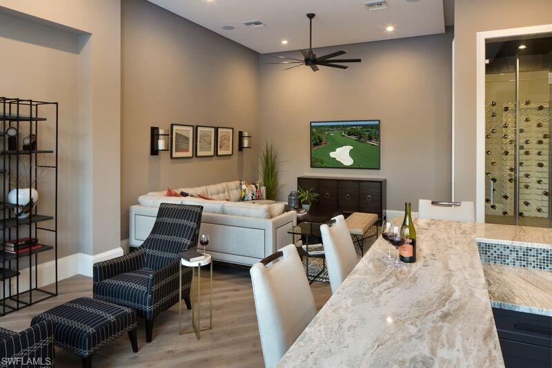 QUAIL WEST - Residential