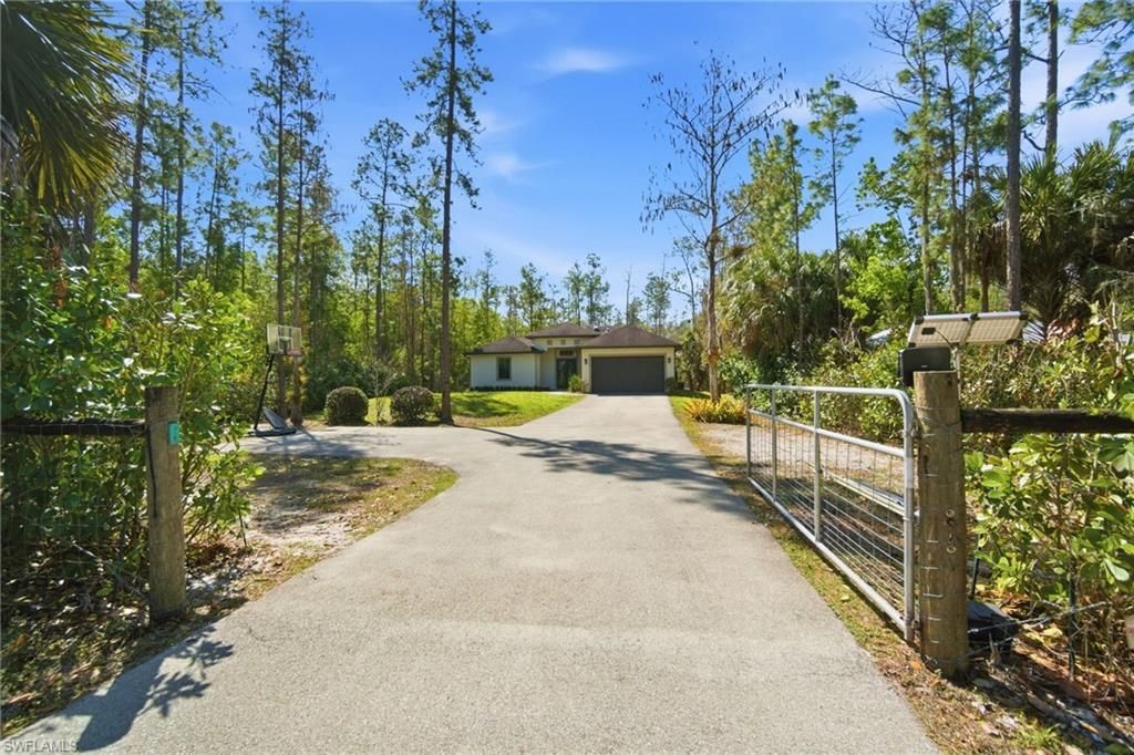 Photo of 4380 2nd AVE NE, NAPLES, FL 34120 (MLS # 226007966)