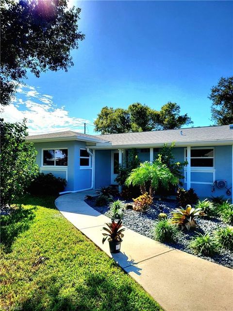 5222 Glade CT CAPE CORAL FL 33904