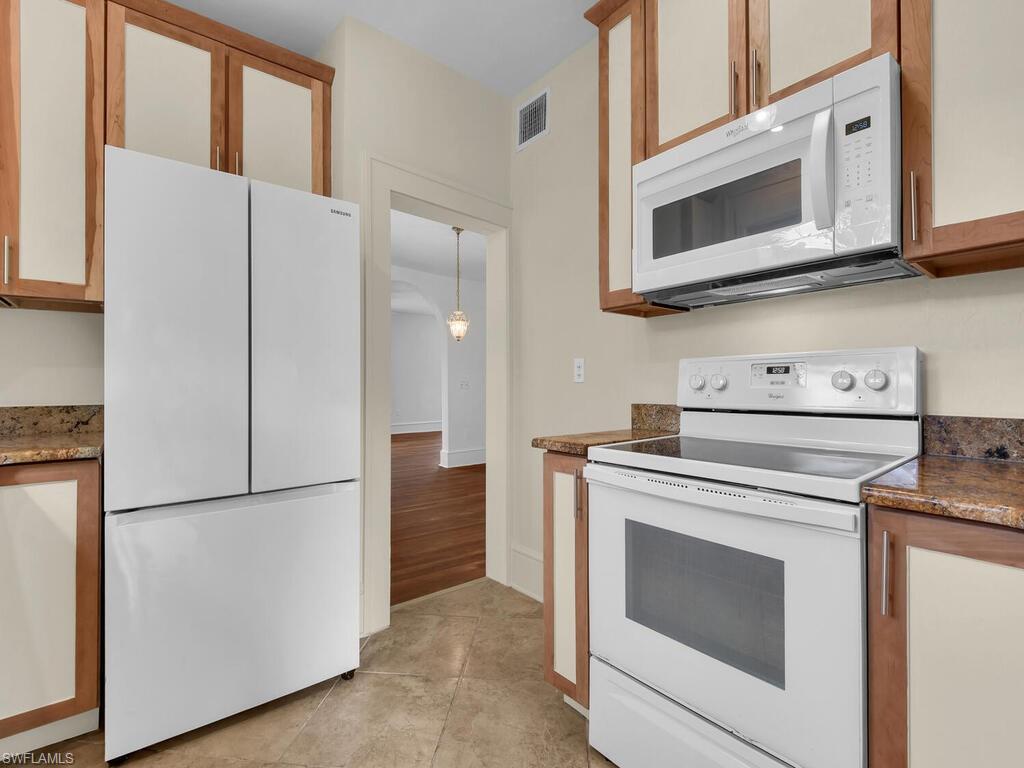 POINCIANA PARK - Residential