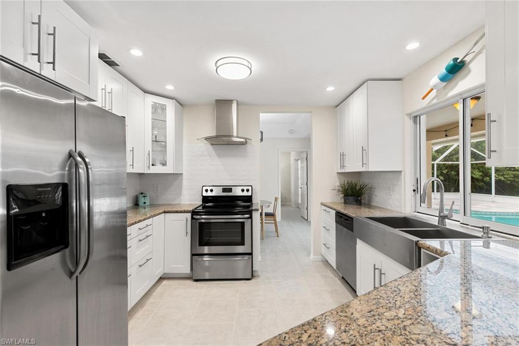 WILLOUGHBY ACRES - Residential