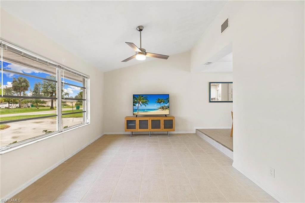 WILLOUGHBY ACRES - Residential