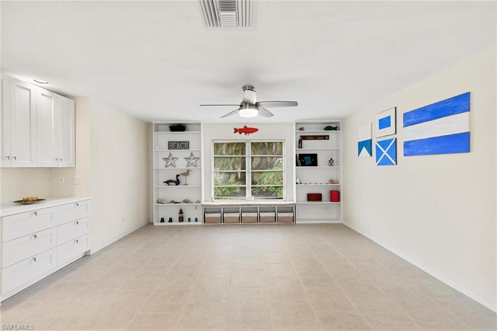 WILLOUGHBY ACRES - Residential