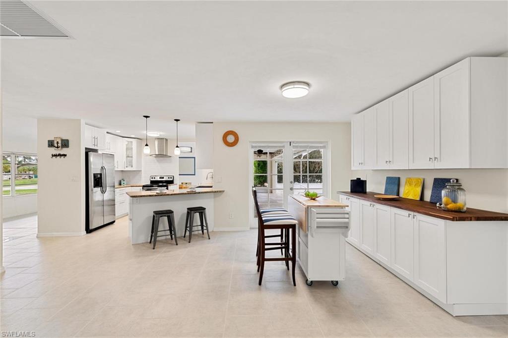 WILLOUGHBY ACRES - Residential