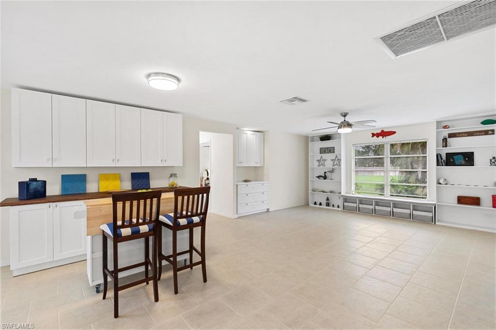 WILLOUGHBY ACRES - Residential