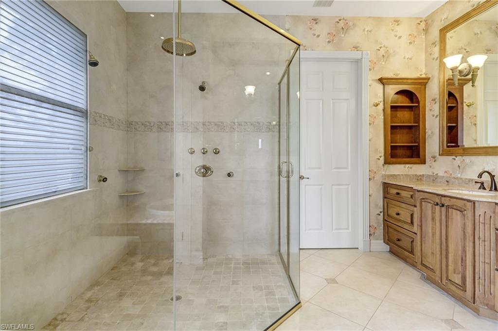 Picture for the property 222089856, 3 beds, 3.5 baths