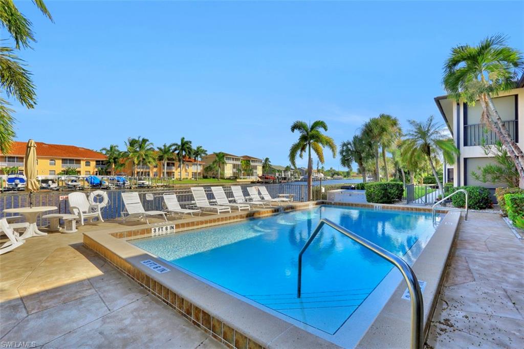 COUNTRY CLUB PLACE CONDO - Residential