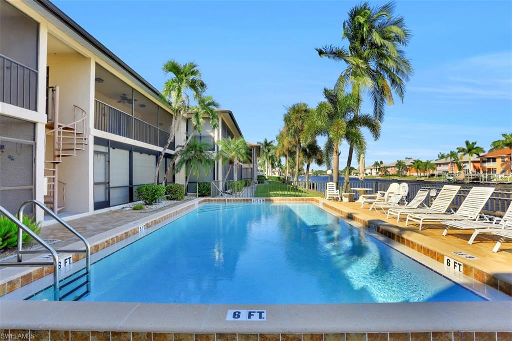 COUNTRY CLUB PLACE CONDO - Residential