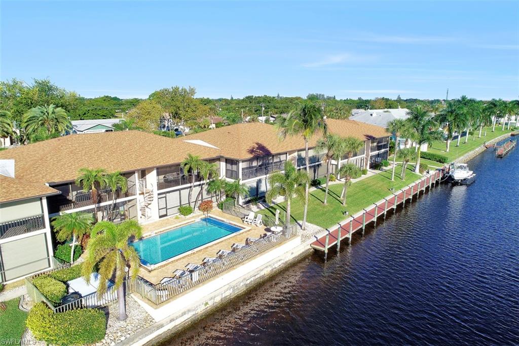 COUNTRY CLUB PLACE CONDO - Residential