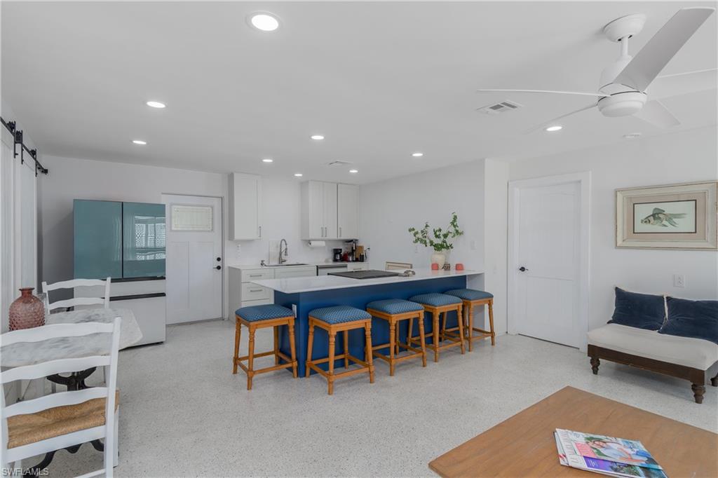 SANIBEL HIGHLANDS - Residential