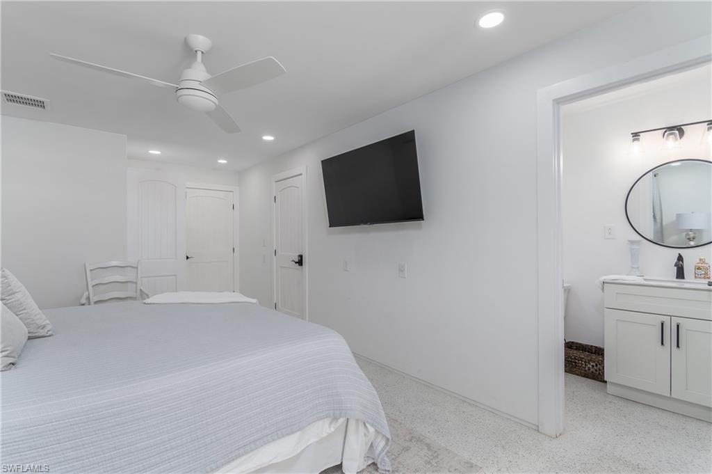 SANIBEL HIGHLANDS - Residential