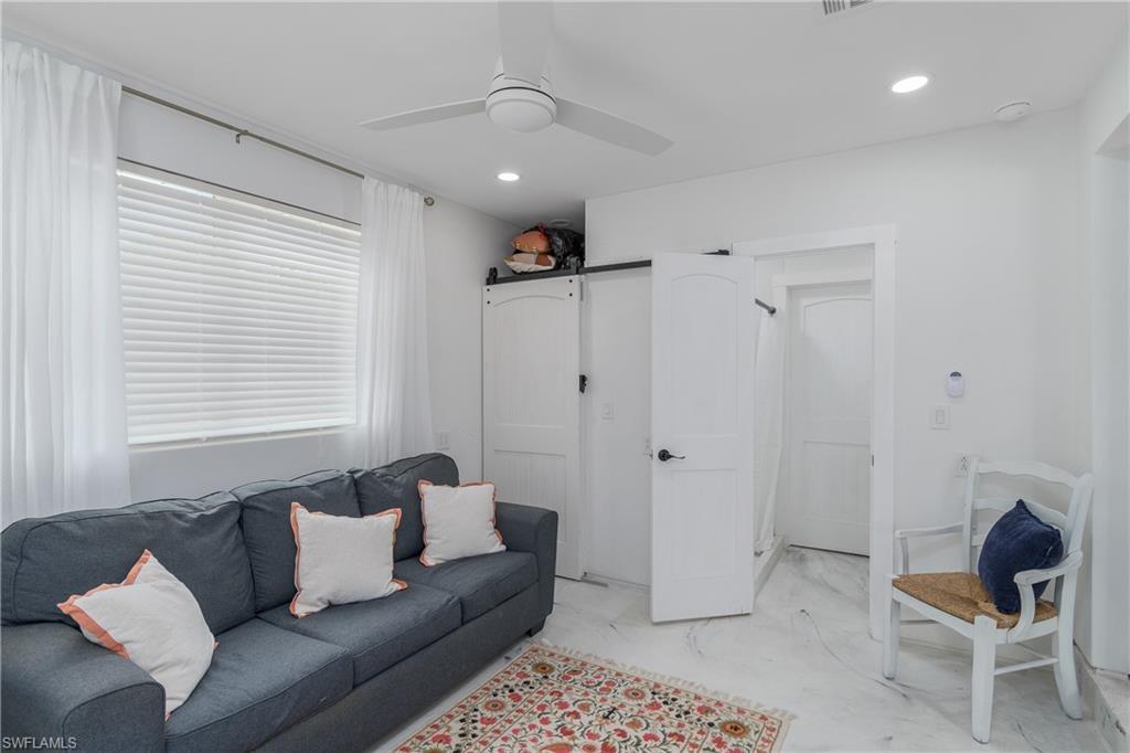 SANIBEL HIGHLANDS - Residential