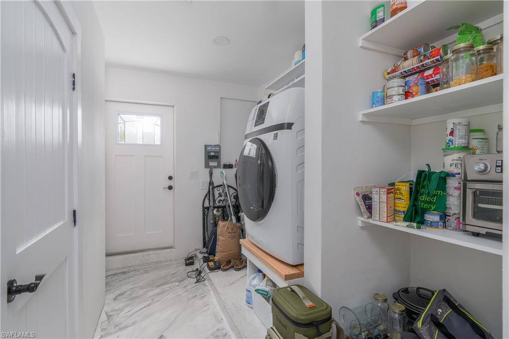 SANIBEL HIGHLANDS - Residential