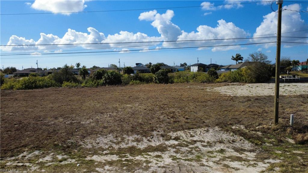 CAPE CORAL - Land