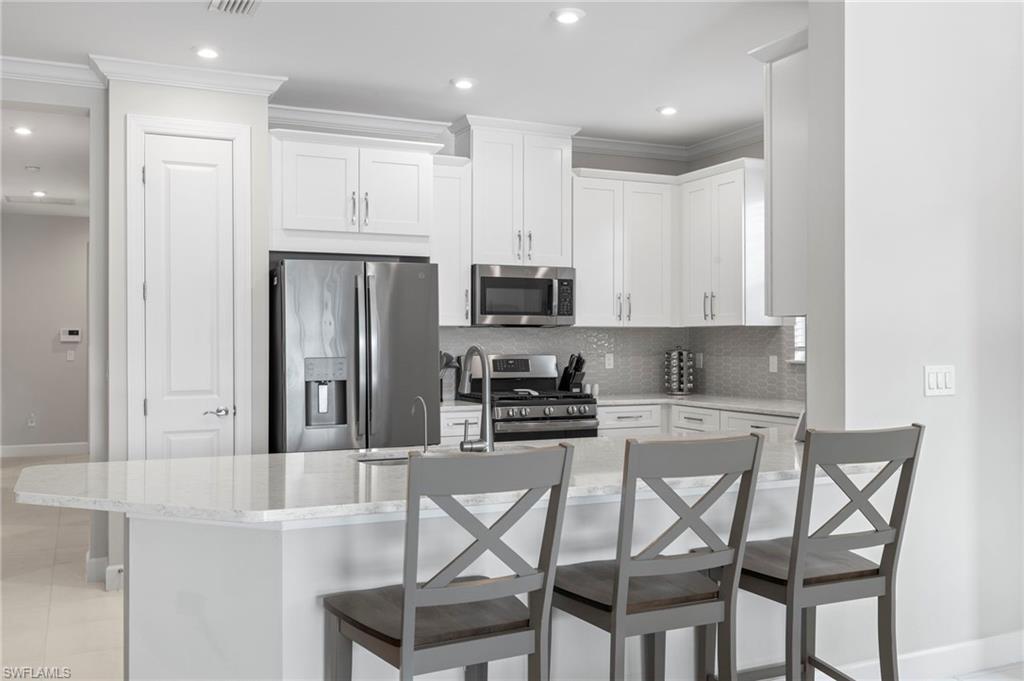 ESPLANADE BY THE ISLANDS - Residential Lease