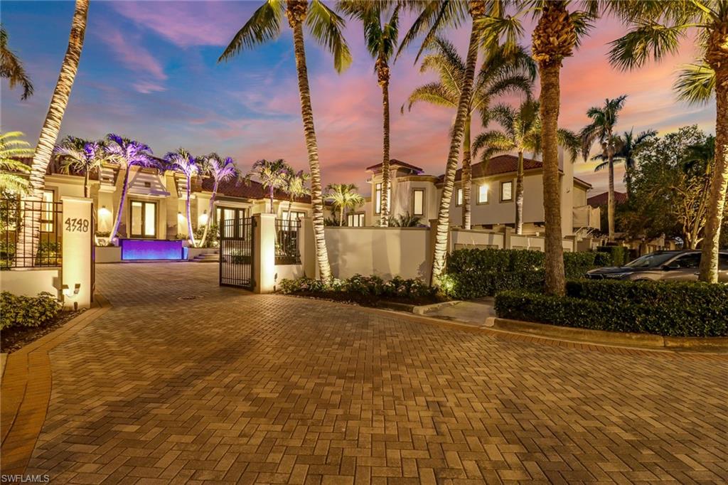 PARK SHORE - Residential