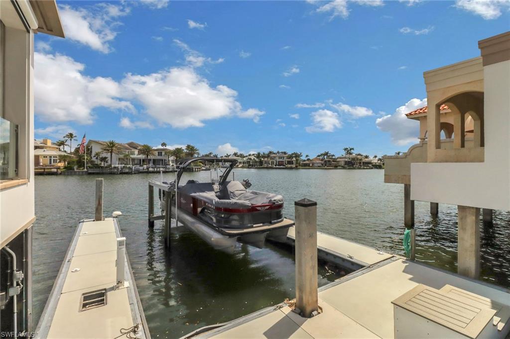 PARK SHORE - Residential