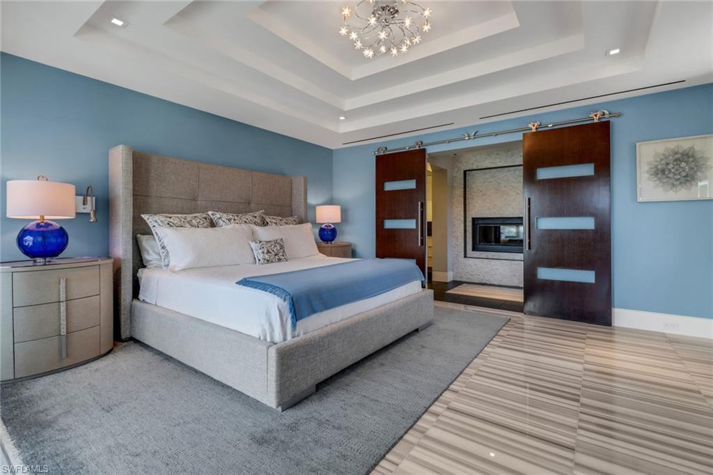 PARK SHORE - Residential