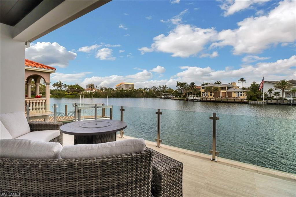 PARK SHORE - Residential