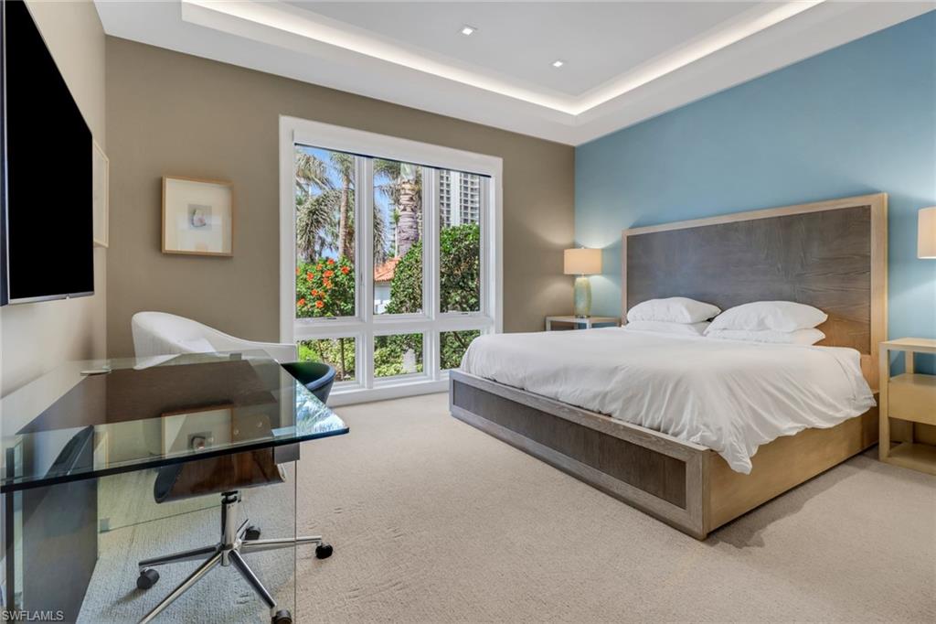 PARK SHORE - Residential