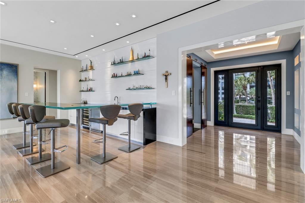 PARK SHORE - Residential