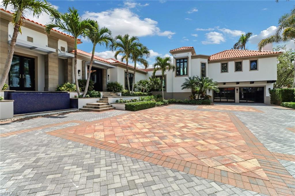 PARK SHORE - Residential