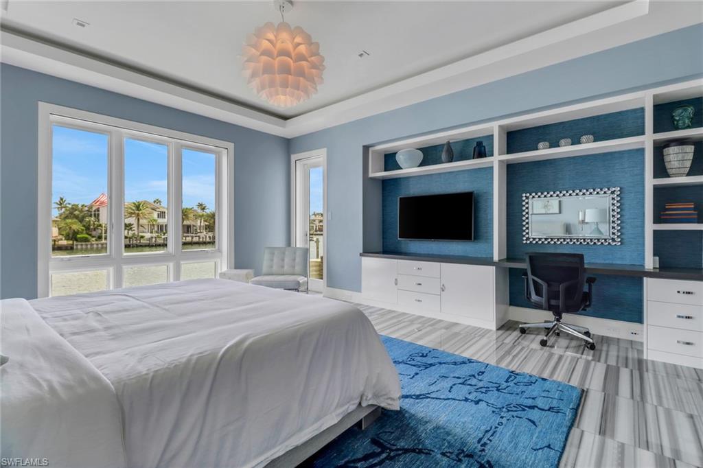 PARK SHORE - Residential