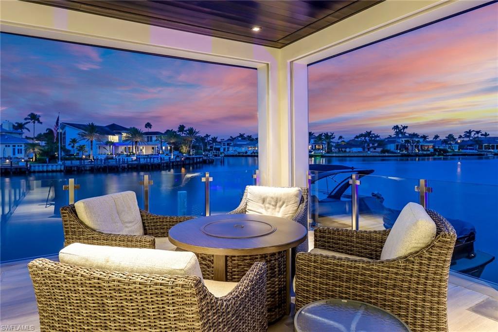 PARK SHORE - Residential