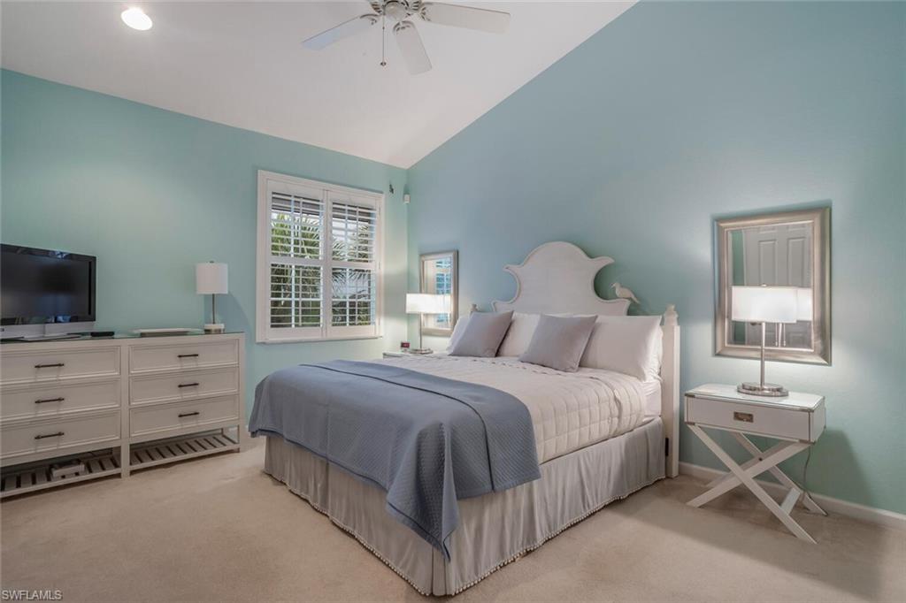 CROWN COLONY - Residential