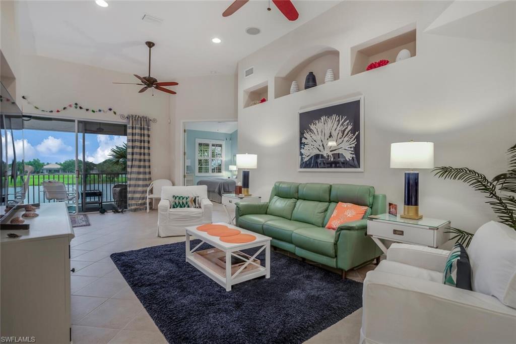 CROWN COLONY - Residential