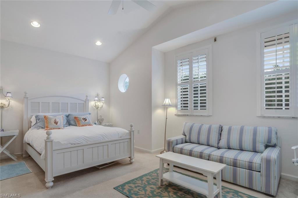 CROWN COLONY - Residential