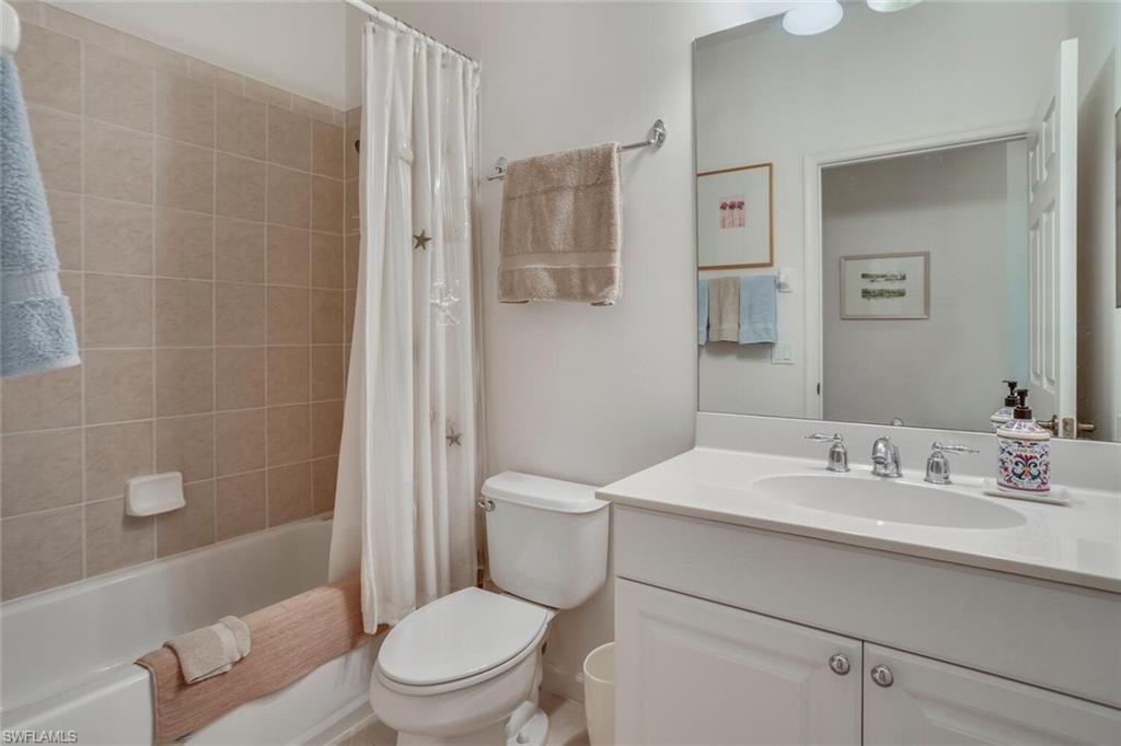CROWN COLONY - Residential