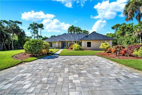 5980 Painted Leaf LN NAPLES FL 34116