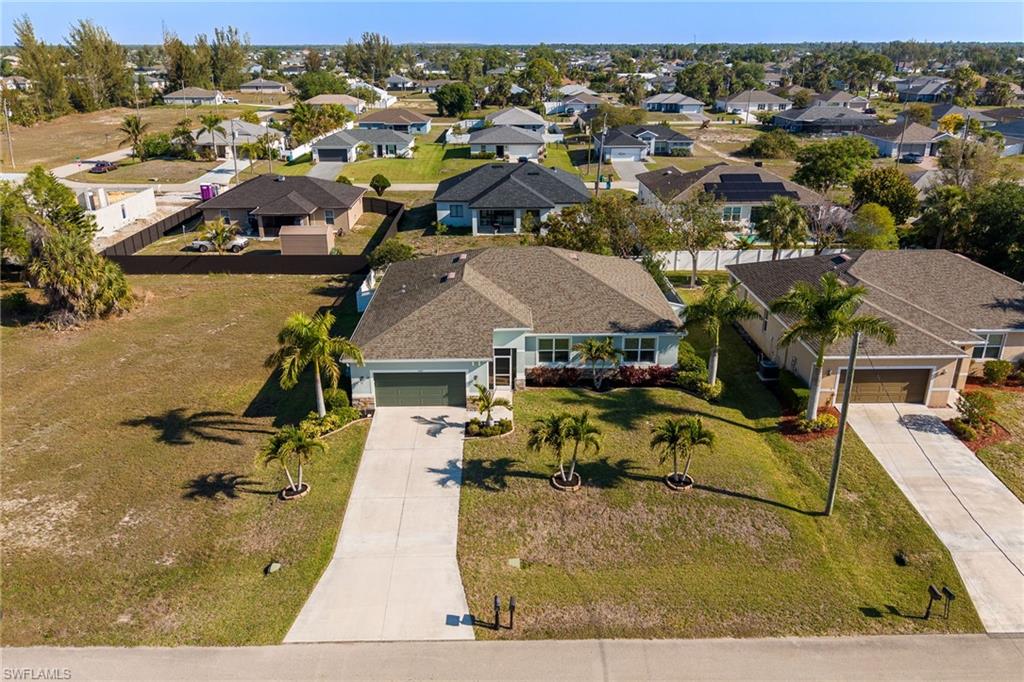 CAPE CORAL - Residential
