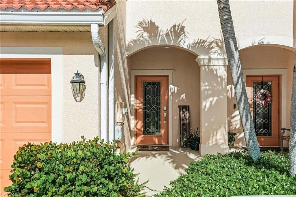Photo of 10034 Via Colomba CIR, FORT MYERS, FL 33966 (MLS # 226027526)