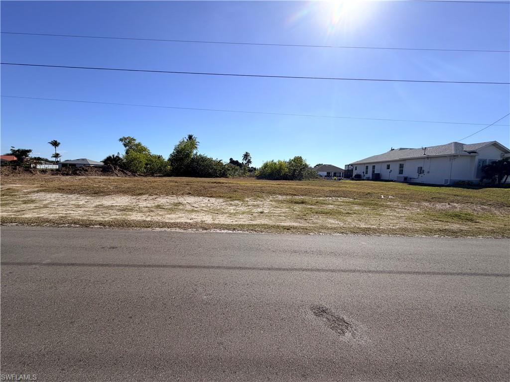 CAPE CORAL - Land